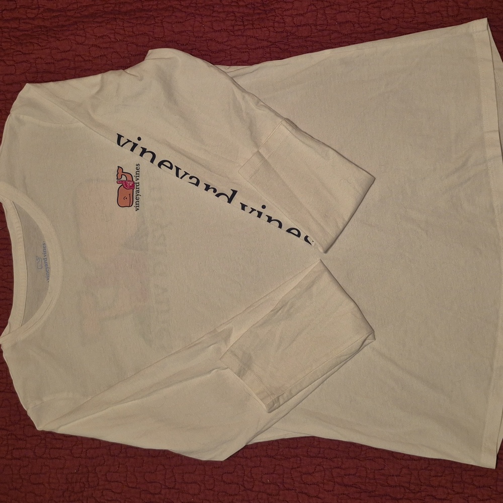 Long sleeve t-shirt. Vineyard Vines. Medium . White with pink logo